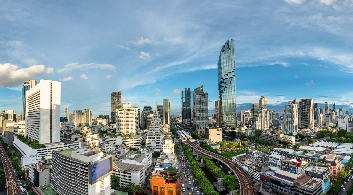 bangkok-cityscape-business-district-min Image
